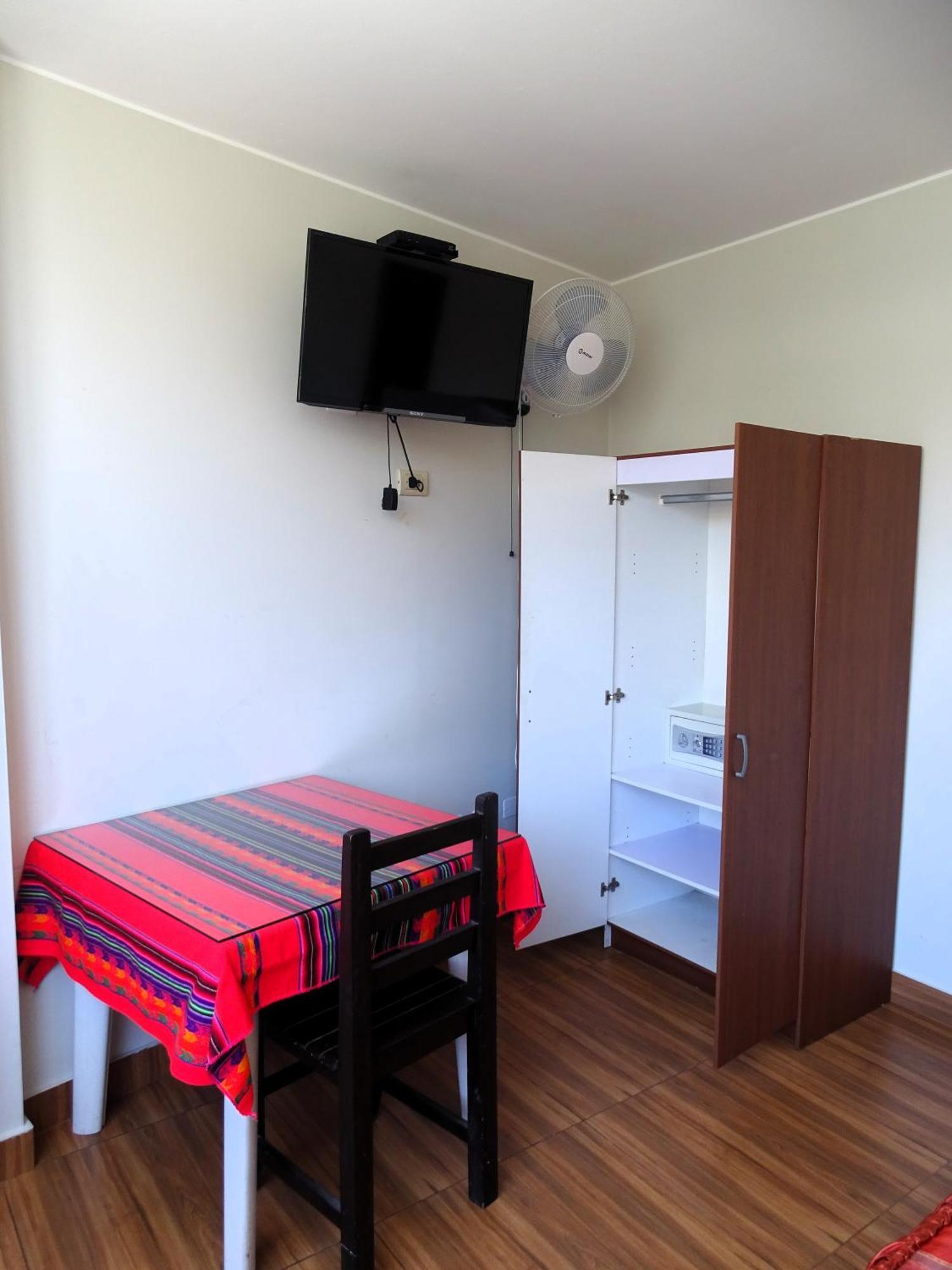 Hospedaje Dimar Inn Lima Zewnętrze zdjęcie